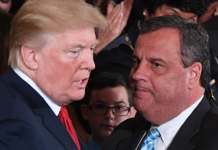 Người thân tín nói ông Trump nên dừng các cuộc đua pháp lí nhằm đảo ngược kết quả bầu cử